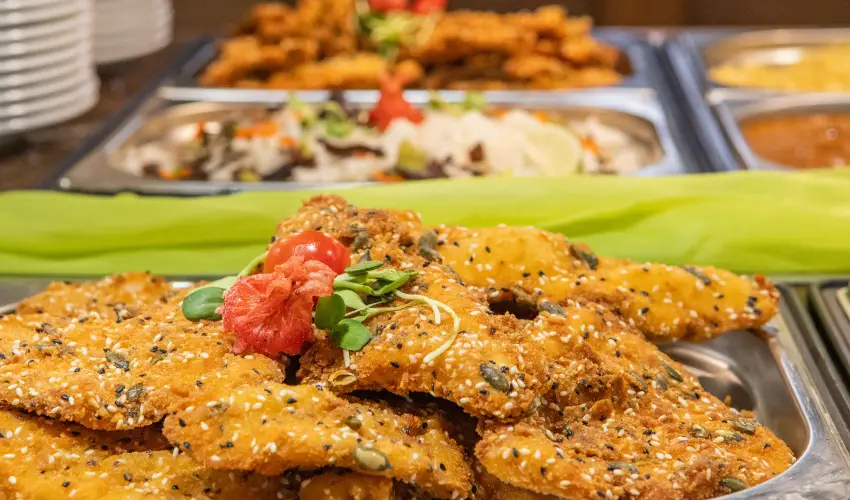 CE Plaza Hotel Si�fok - P�nk�sdi hossz� h�tv�ge Dollyval (min. 3 �j)