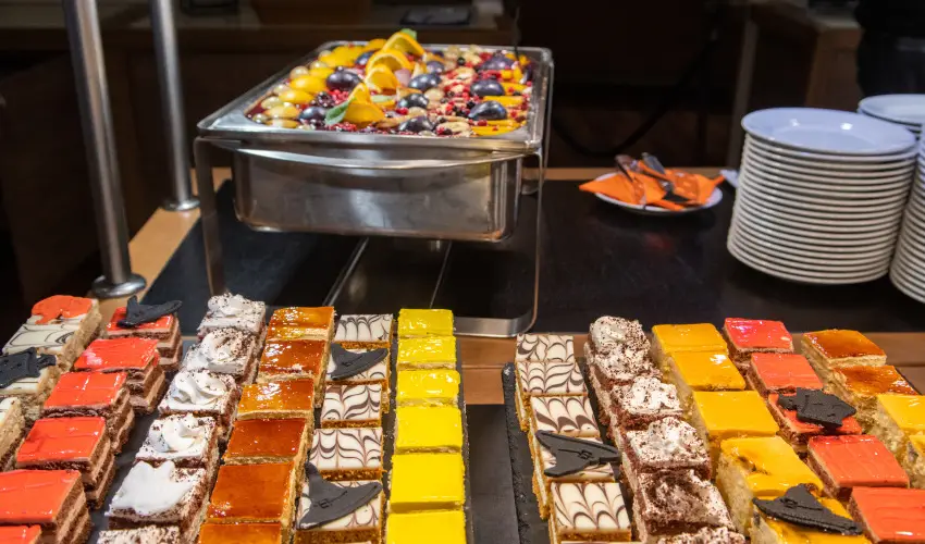 CE Plaza Hotel Si�fok - P�nk�sdi hossz� h�tv�ge Dollyval (min. 3 �j)