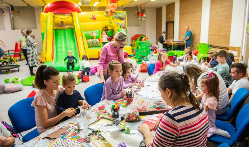 CE Plaza Hotel Si�fok - P�nk�sdi hossz� h�tv�ge Dollyval (min. 3 �j)