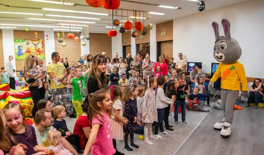 CE Plaza Hotel Si�fok - P�nk�sdi hossz� h�tv�ge Dollyval (min. 3 �j)