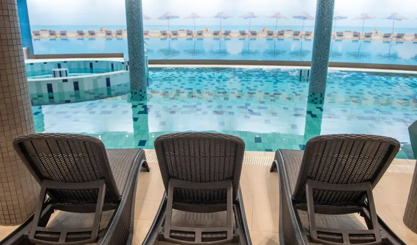 CE Plaza Hotel Si�fok - P�nk�sdi hossz� h�tv�ge Dollyval (min. 3 �j)