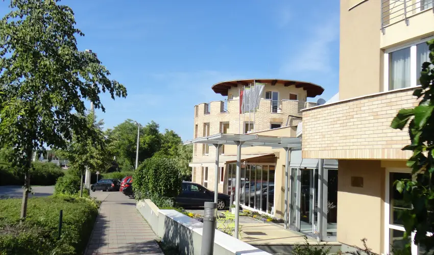 CE Plaza Hotel Si�fok - P�nk�sdi hossz� h�tv�ge Dollyval (min. 3 �j)