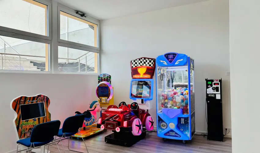 CE Plaza Hotel Si�fok - P�nk�sdi hossz� h�tv�ge Dollyval (min. 3 �j)