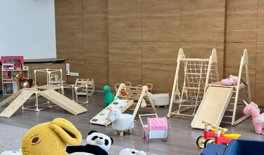 CE Plaza Hotel Si�fok - P�nk�sdi hossz� h�tv�ge Dollyval (min. 3 �j)