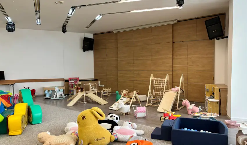 CE Plaza Hotel Si�fok - P�nk�sdi hossz� h�tv�ge Dollyval (min. 3 �j)