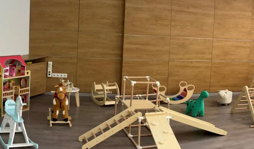 CE Plaza Hotel Si�fok - P�nk�sdi hossz� h�tv�ge Dollyval (min. 3 �j)