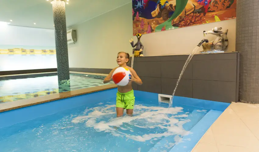 CE Plaza Hotel Si�fok - P�nk�sdi hossz� h�tv�ge Dollyval (min. 3 �j)