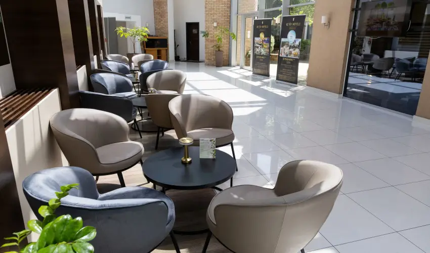 CE Plaza Hotel Si�fok - P�nk�sdi hossz� h�tv�ge Dollyval (min. 3 �j)