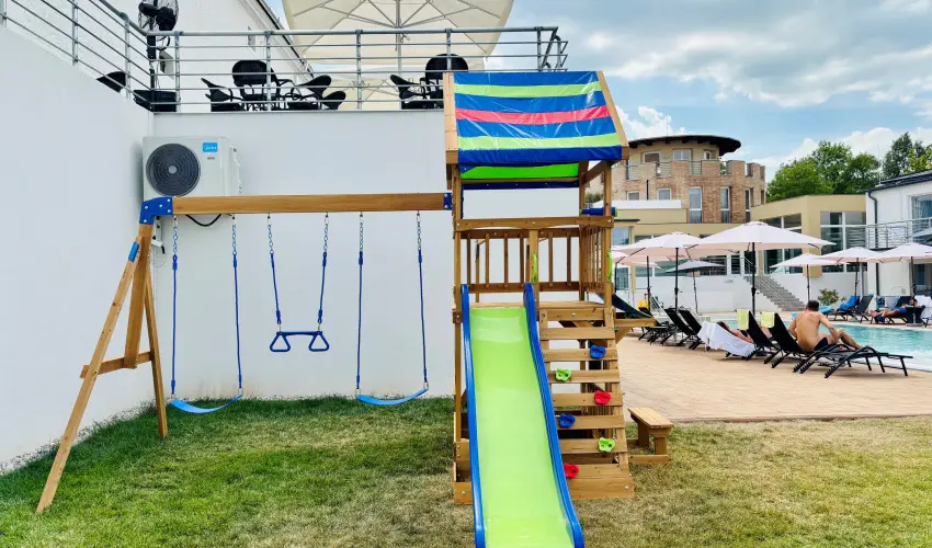 CE Plaza Hotel Si�fok - P�nk�sdi hossz� h�tv�ge Dollyval (min. 3 �j)