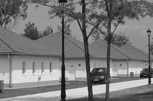 Cegldfrd Apartmanpark s Kemping - Pnksd (min. 2 j)