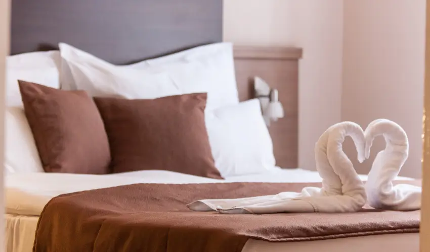 Central Hotel 21 Budapest - Pnksd - teljes elrefizetssel