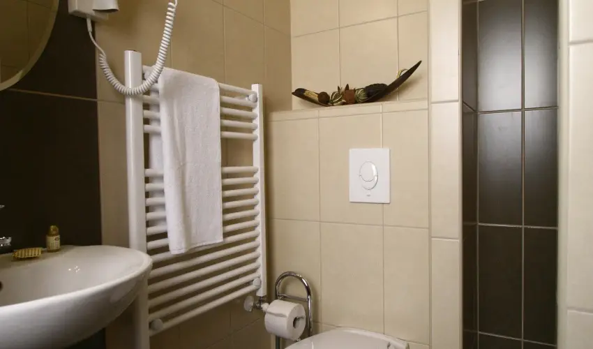 Central Hotel 21 Budapest - Pnksd - teljes elrefizetssel