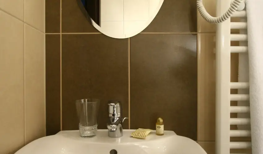 Central Hotel 21 Budapest - Pnksd - teljes elrefizetssel