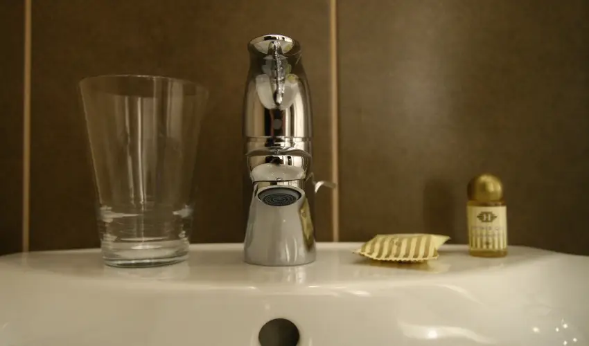 Central Hotel 21 Budapest - Pnksd - teljes elrefizetssel