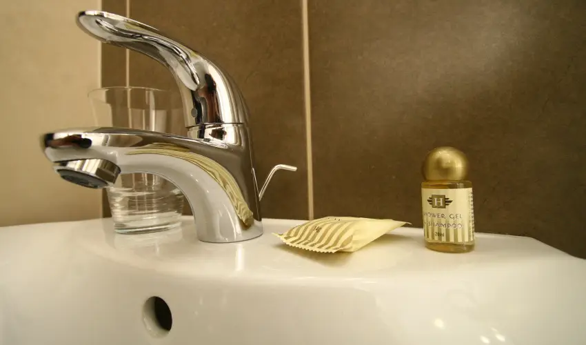 Central Hotel 21 Budapest - Pnksd - teljes elrefizetssel