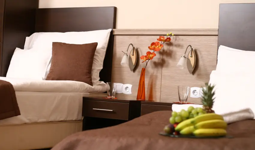 Central Hotel 21 Budapest - Pnksd - teljes elrefizetssel