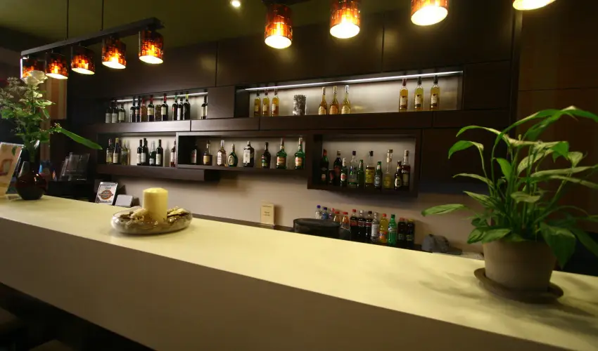 Central Hotel 21 Budapest - Pnksd - teljes elrefizetssel