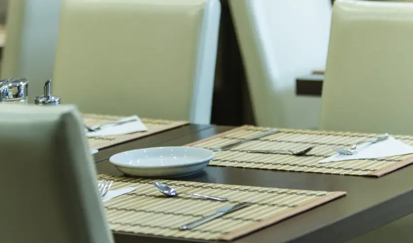 Central Hotel 21 Budapest - Pnksd - teljes elrefizetssel