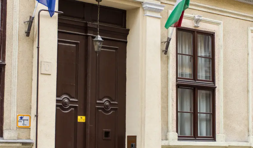 Central Hotel 21 Budapest - Pnksd - teljes elrefizetssel