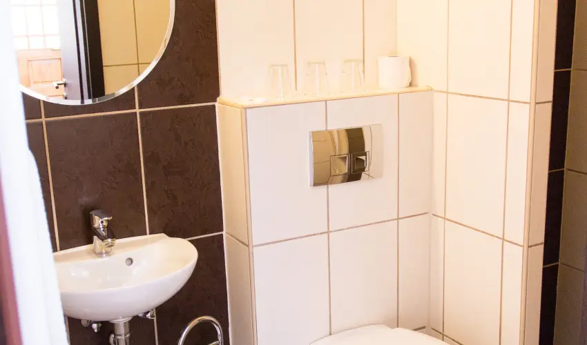 Central Hotel 21 Budapest - Pnksd - teljes elrefizetssel