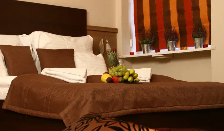 Central Hotel 21 Budapest - Pnksd - teljes elrefizetssel