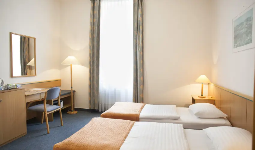 City Hotel Mtys Budapest - Pnksd (min. 3 j)