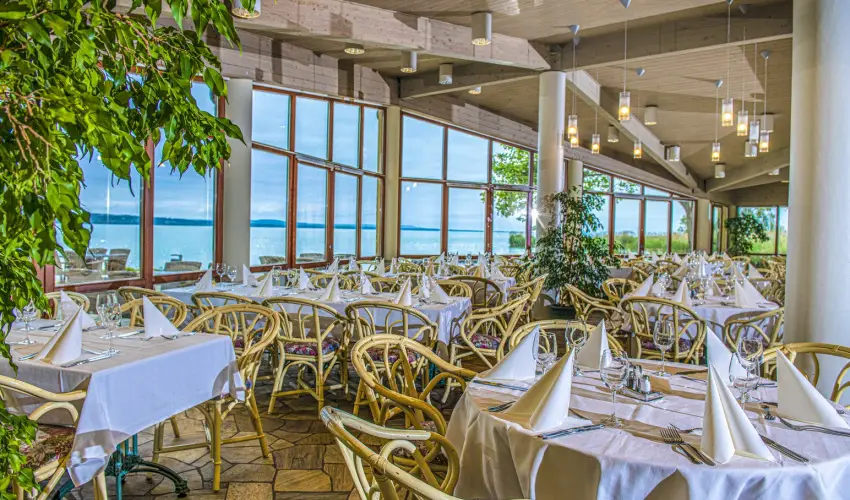 Club Tihany Hotel Tihany - Pnksd - specilis elrefizetssel (min. 4 j)