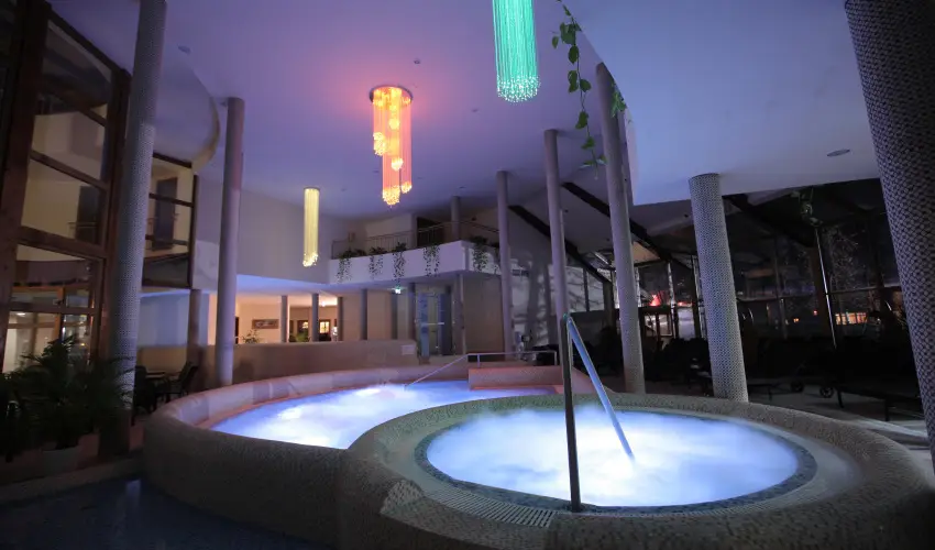 Colosseum Wellness Hotel Mrahalom - Pnksd (min. 3 j)