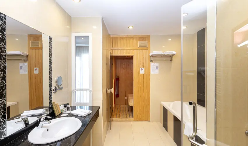 Colosseum Wellness Hotel Mrahalom - Pnksd (min. 3 j)