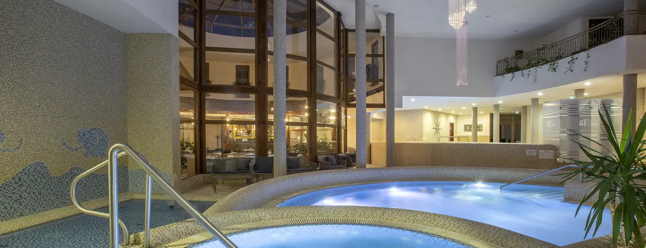 Colosseum Wellness Hotel Mrahalom - Pnksd 