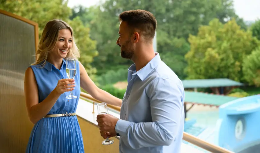 Colosseum Wellness Hotel M�rahalom - P�nk�sd - teljes el�refizet�ssel (min. 3 �j)