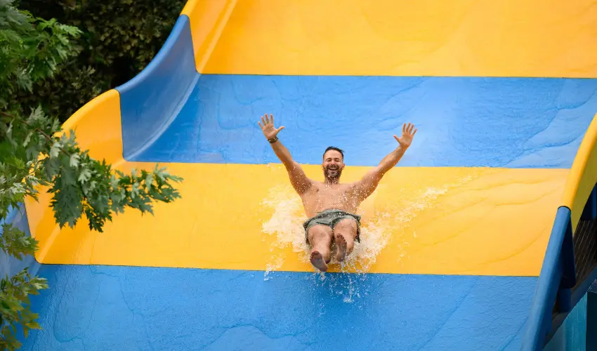 Colosseum Wellness Hotel M�rahalom - P�nk�sd - teljes el�refizet�ssel (min. 3 �j)