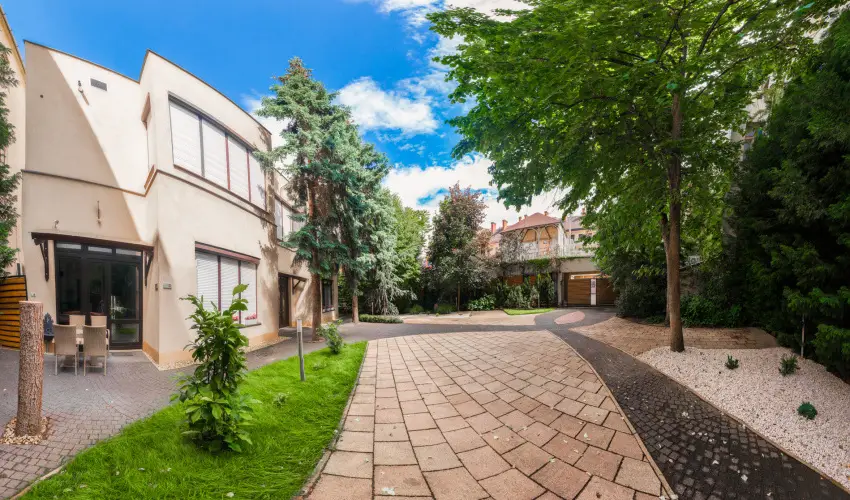 Corso Boutique Hotel Gyula - Pnksd