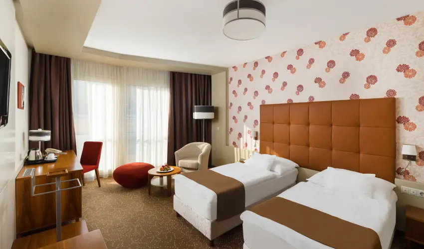 Corso Hotel Pcs Pcs - Pnksd 