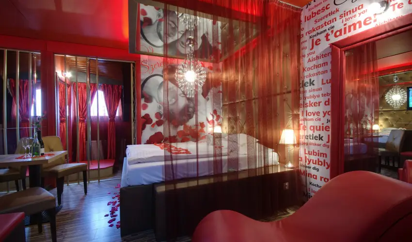 Corvin Hotel Gyula - Pnksd (min. 3 j)