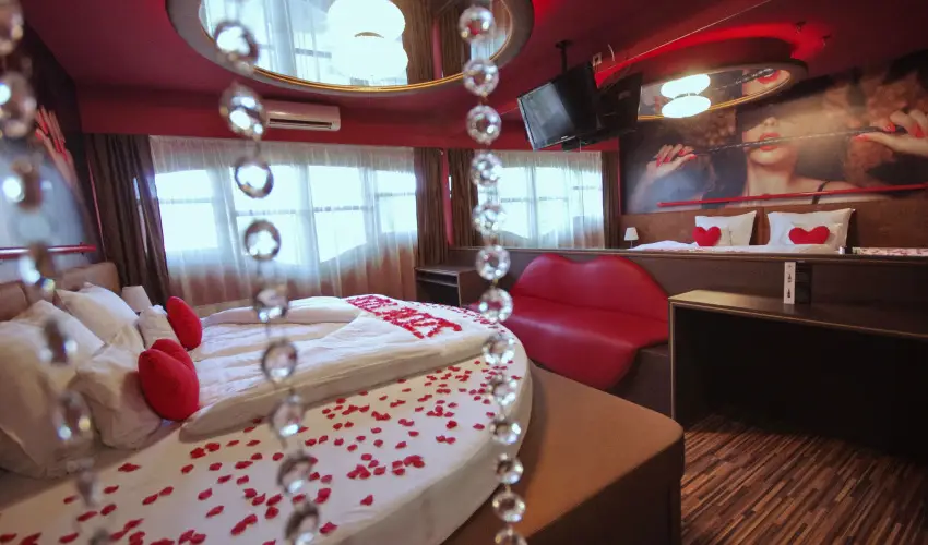 Corvin Hotel Gyula - Pnksd (min. 3 j)