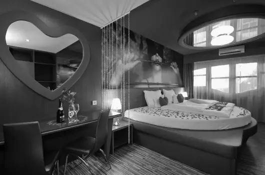 Corvin Hotel - P�nk�sd (min. 3 �j)