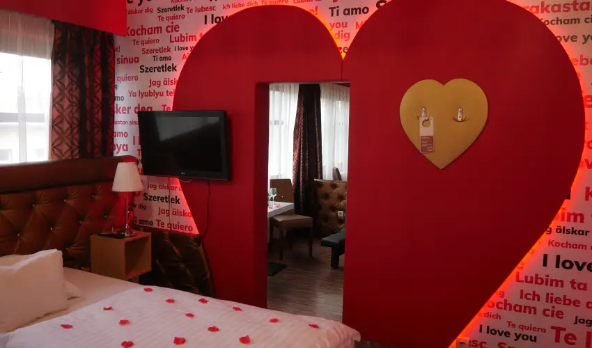 Corvin Hotel Gyula - Pnksd (min. 3 j)