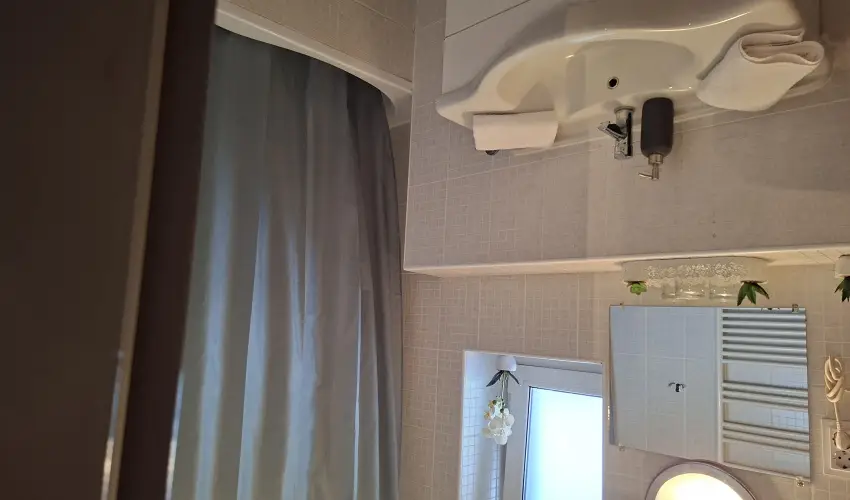 D&A Apartmanh�z Egerszal�k - P�nk�sd 