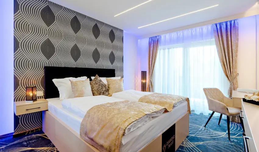 Diamond Panzi Hajdszoboszl - Pnksd