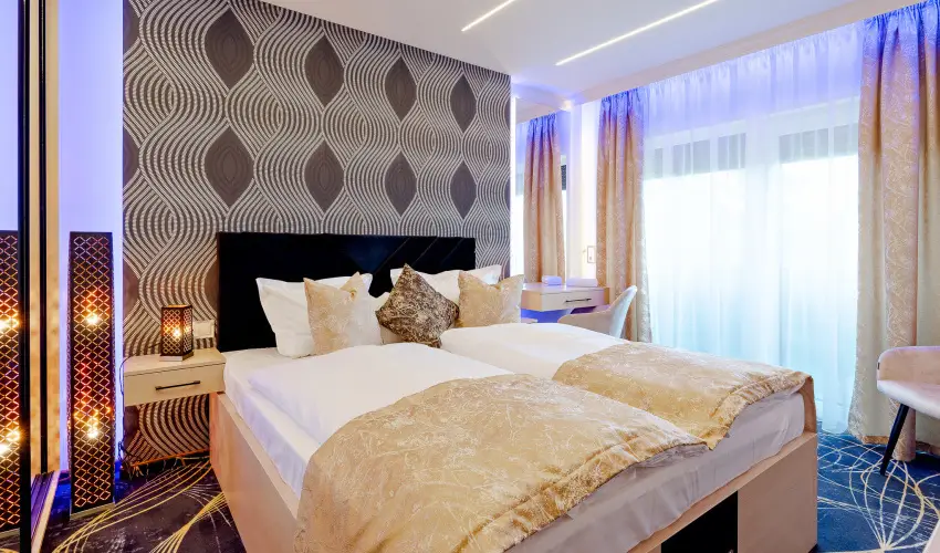 Diamond Panzi Hajdszoboszl - Pnksd