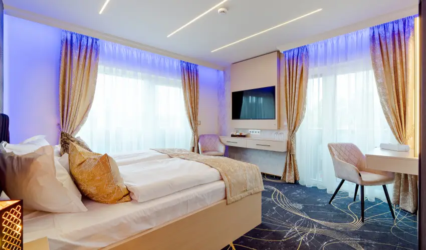 Diamond Panzi Hajdszoboszl - Pnksd