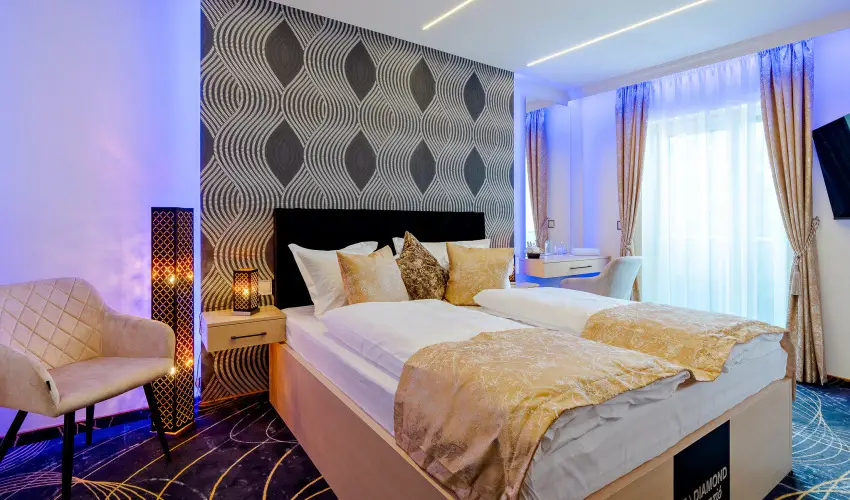 Diamond Panzi Hajdszoboszl - Pnksd