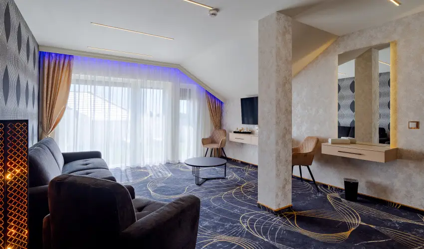 Diamond Panzi Hajdszoboszl - Pnksd