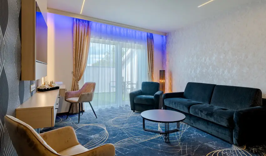 Diamond Panzi Hajdszoboszl - Pnksd