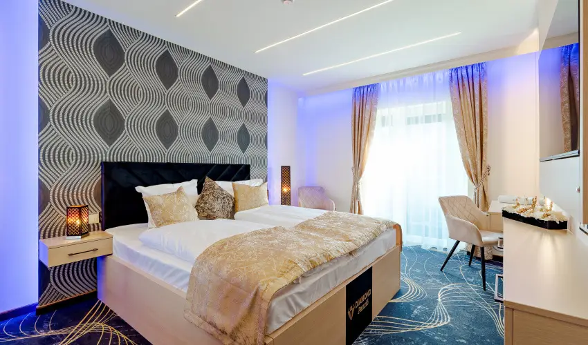 Diamond Panzi Hajdszoboszl - Pnksd