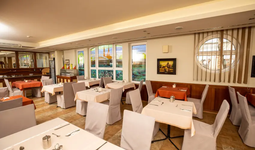 Dm Hotel Szeged - Pnksd 