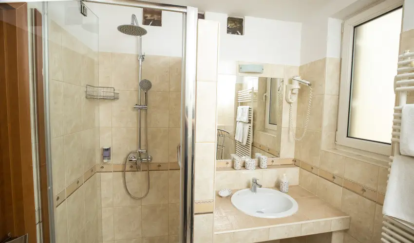 Dm Hotel Szeged - Pnksd 