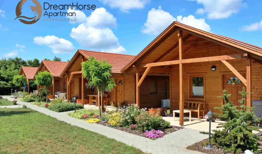 Dream Horse Apartman Cserkeszőlő - Pünkösd (min. 2 éj)