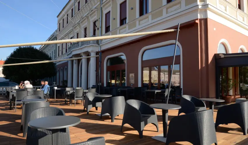 Duna Wellness Hotel Baja - Pnksd 